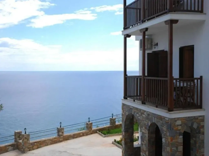 Studio with sea view