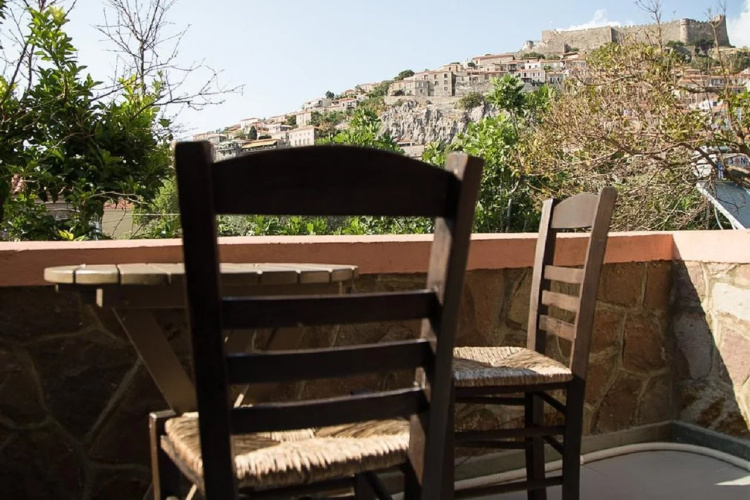 Olive Press Hotel & Apartments