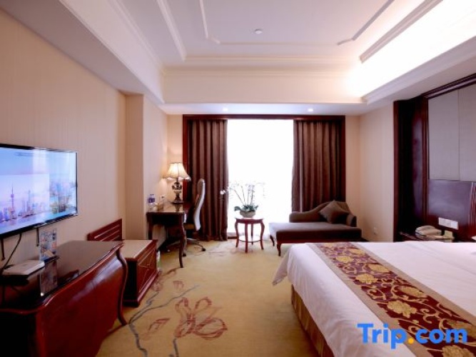 Deluxe Double Suite