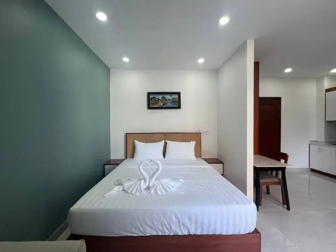 C-Hotel