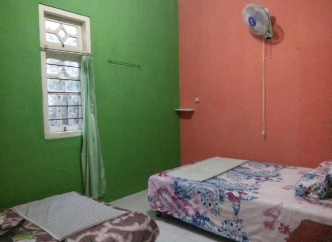 Bed in Dorm