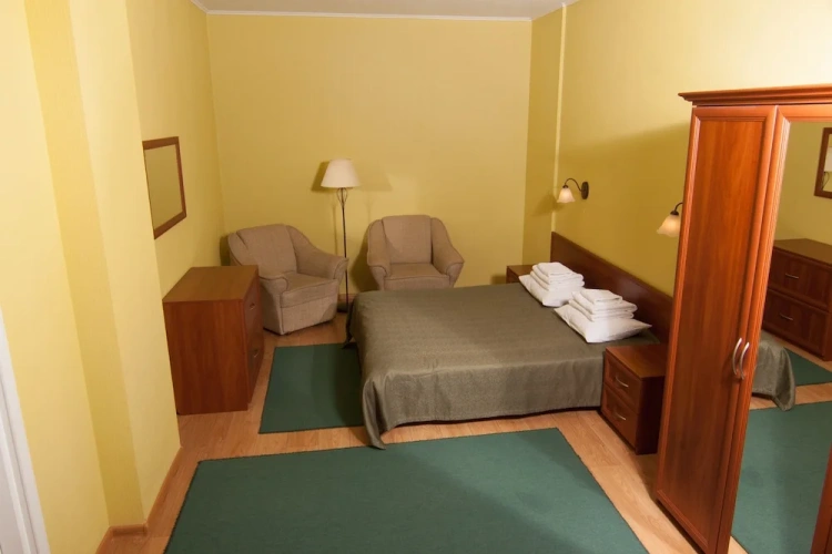 Double Suite