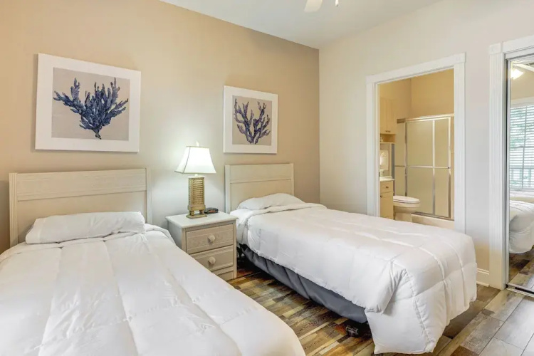 Golf Course Getaway w/ Pool Access in Myrtle Beach