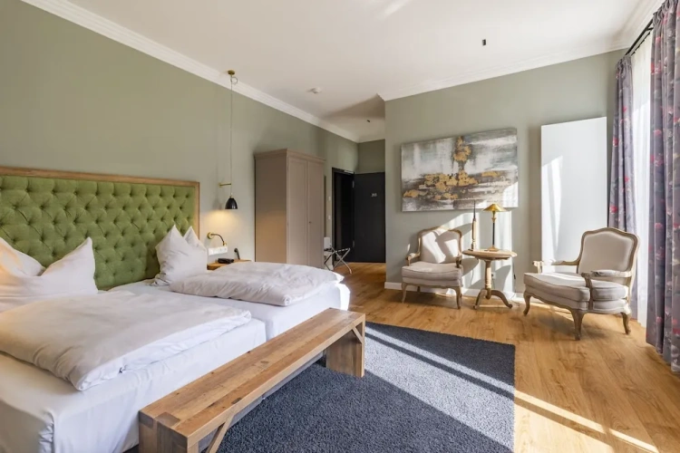 Premium room