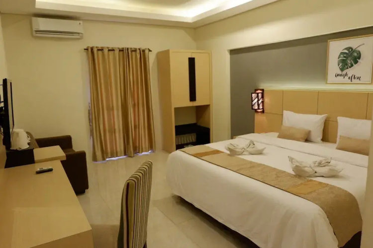 Ataya Hotel by Qinarya
