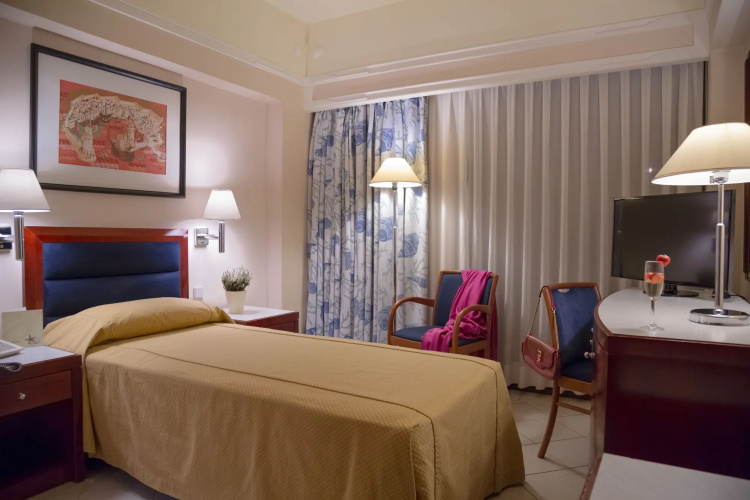 Mediterranean Hotel photo 8