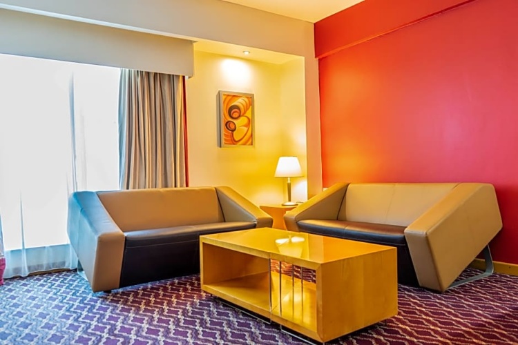 1 Bedroom Double Suite