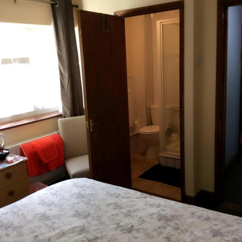 The Lodge Guesthouse