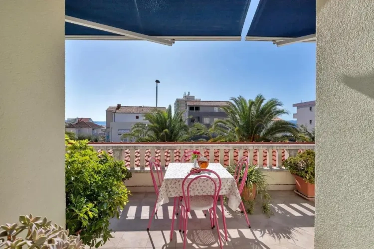 2 Bedrooms Luxury Apartment