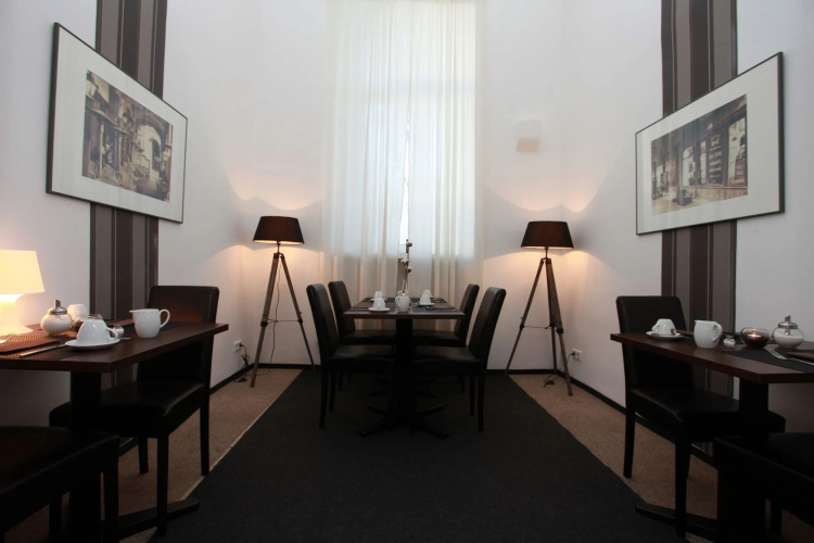 Hotel Amical