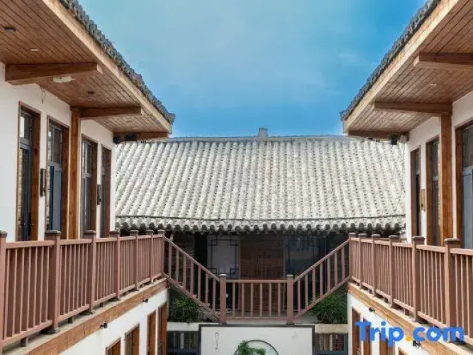 Pingyao Longding Shengchen Courtyard