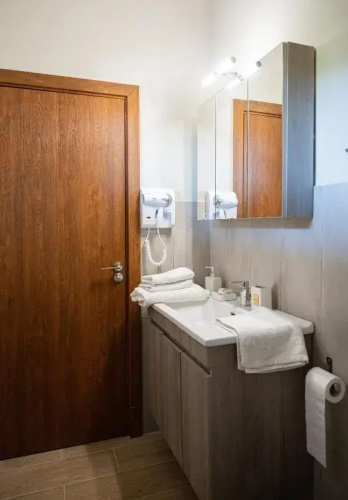 Este Luxury Apartments