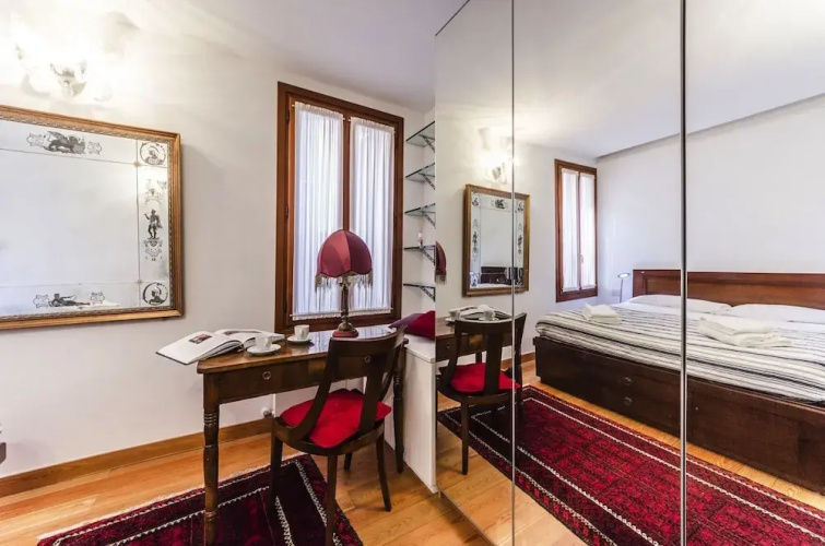 Biennale Home