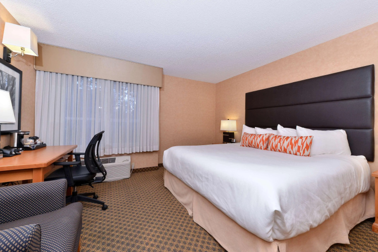 Best Western Plus Regency Inn & Conference Centre