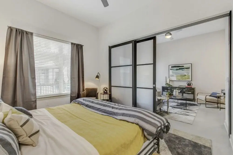 Dream Suites At River East