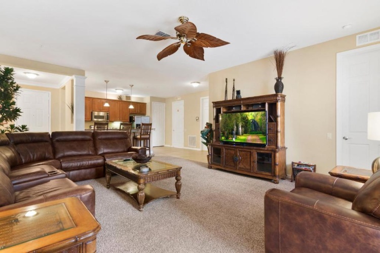 2 Bedrooms Luxury Apartment