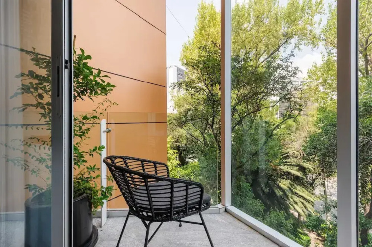 w Majestic Loft w Balcony in Roma Norte