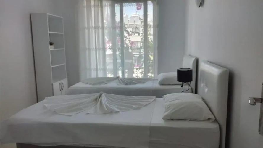 Apartment with garden view