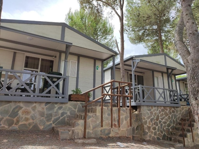 Deluxe Bungalow
