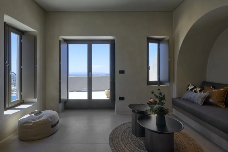 Halcyon Days Luxury Suites