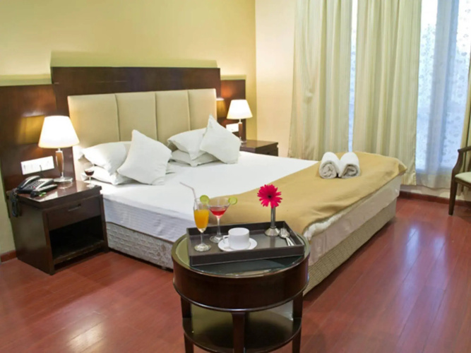 Gold Leaf Hotel