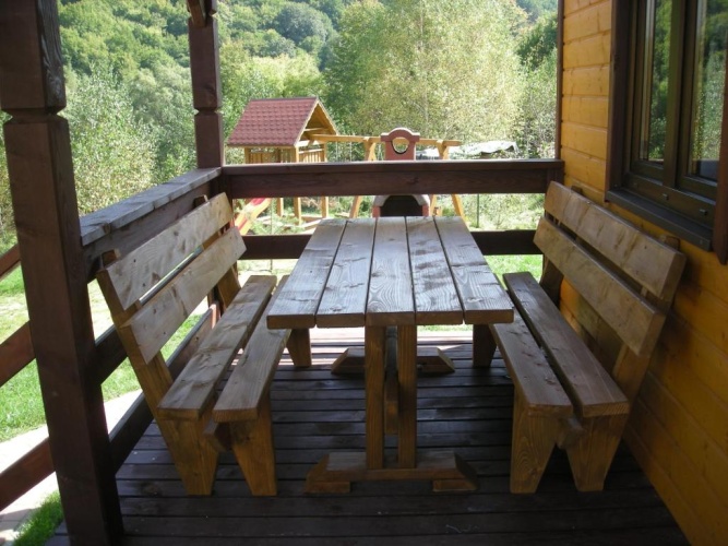 2 Bedrooms Chalet