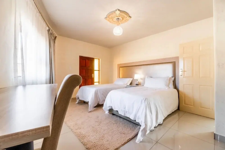 Sibebe Resort