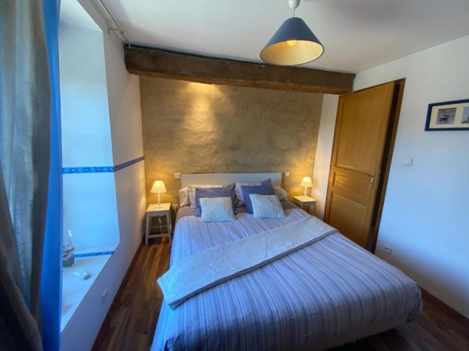 2 Bedrooms Cottage