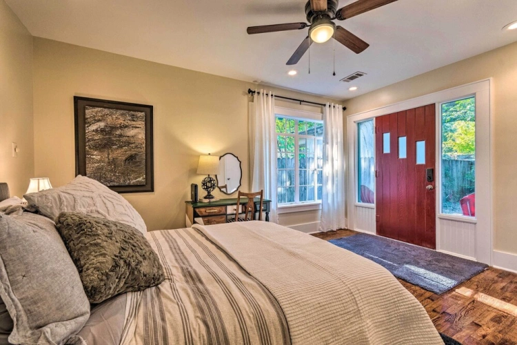 2 Bedrooms Cottage