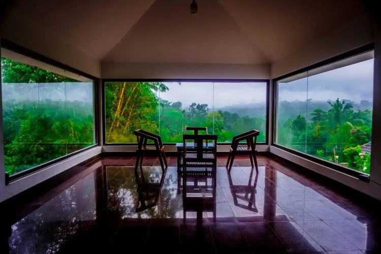 Humming Breeze Nature Retreat