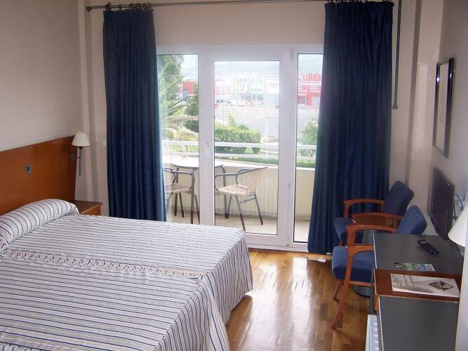 Hotel Azar Over view