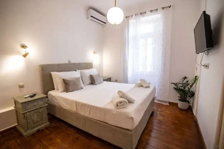 Apeiron Acropolis Suites
