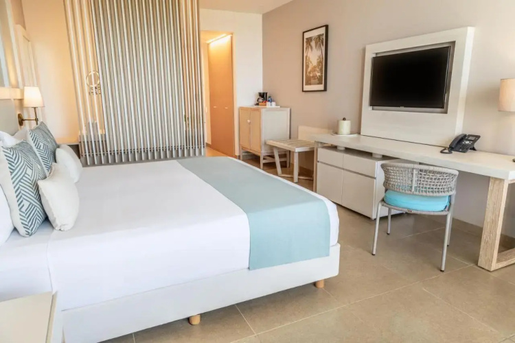 Hotel Irotama Lago