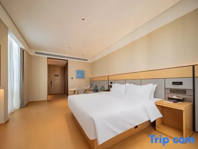 Standard Double room with view