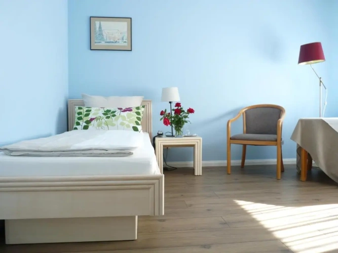 Standard Single room