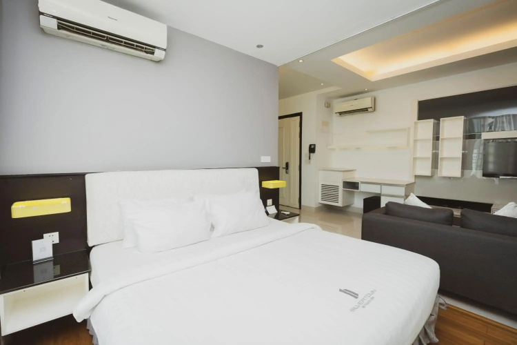 Naki Suites at Silvertown
