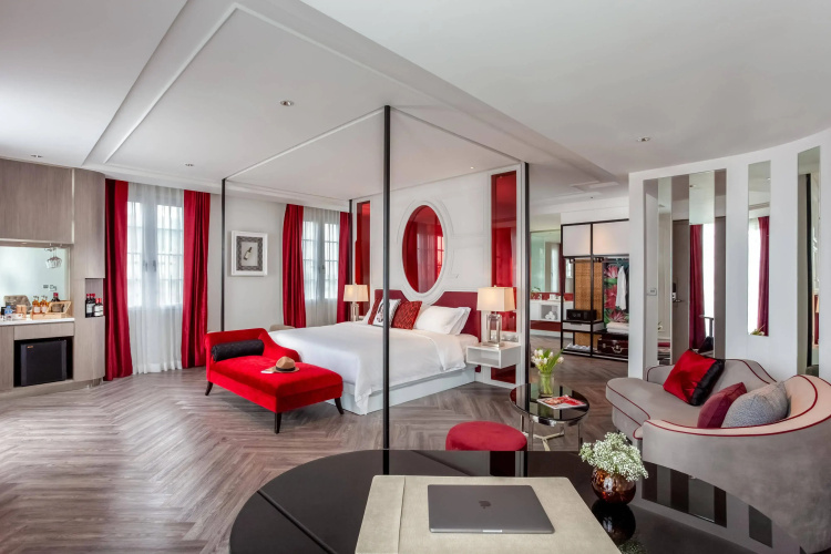 La Seine Boutique Hotel