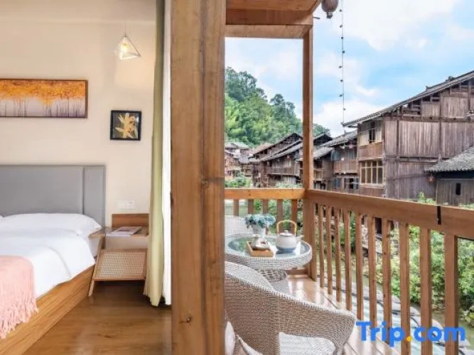 Standard Double room with balcony and with river view