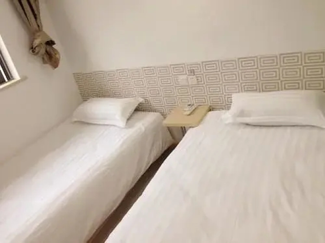 99 Chain Hotel
