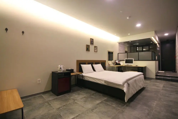 Changwon Masan IVE Hotel