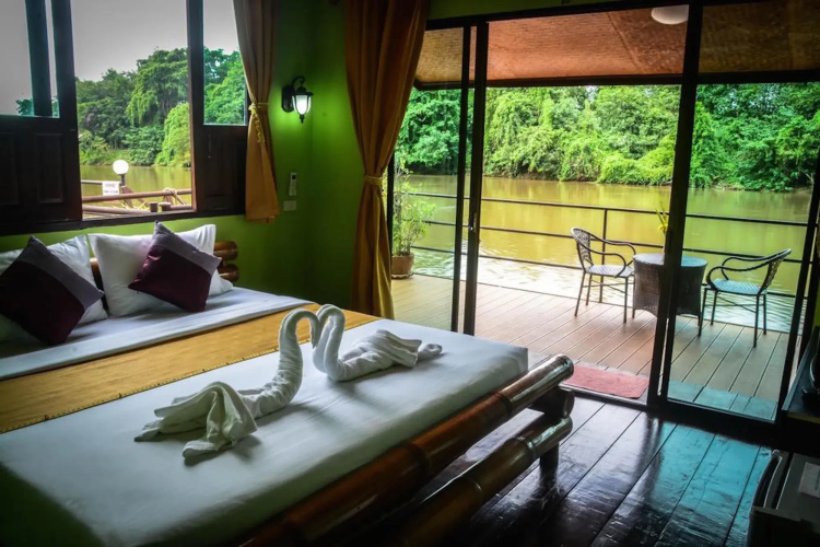 Banana Resort & Spa