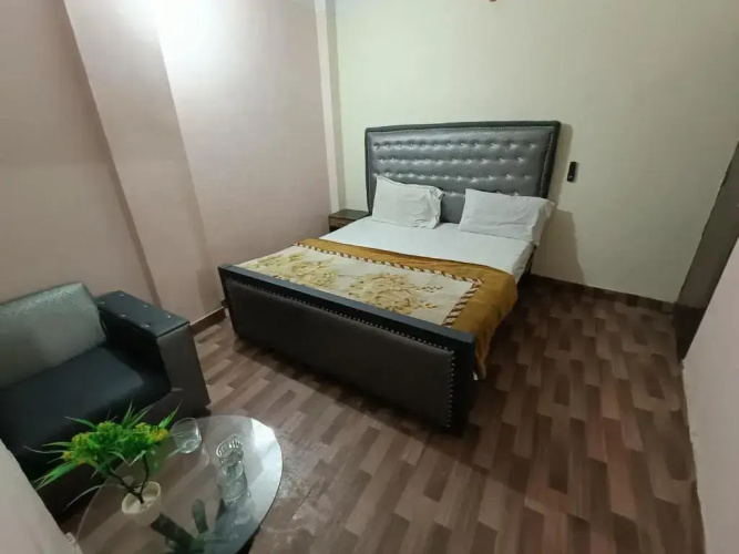 Lahore City Hotel