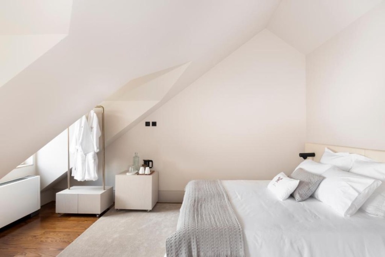 Deluxe Double Suite