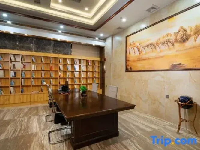 Liucheng Hotel