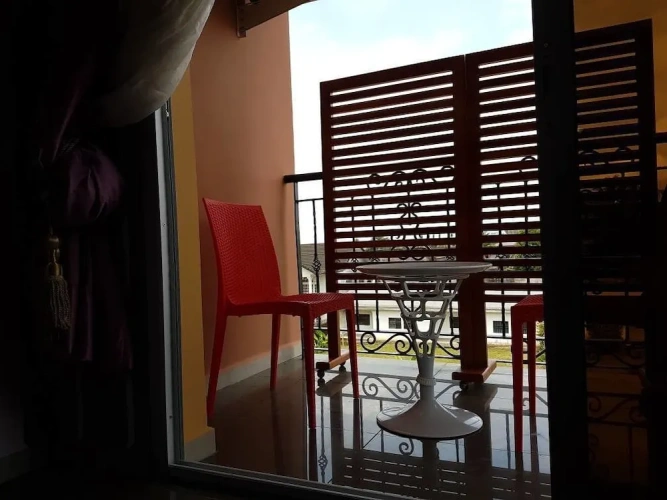 2 Bedrooms Apartment