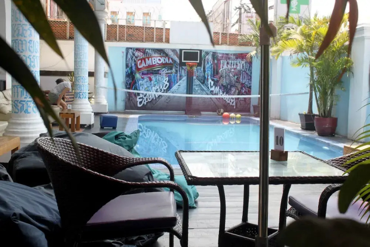 Eighty8 Backpackers - Hostel