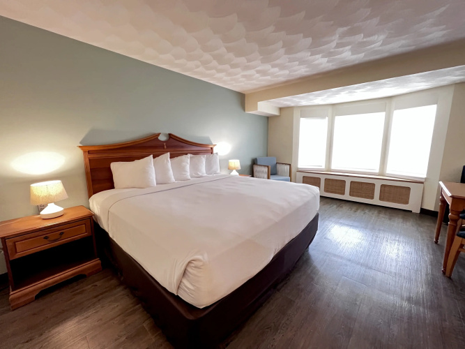 Atlantic Beach Hotel and Suites Newport