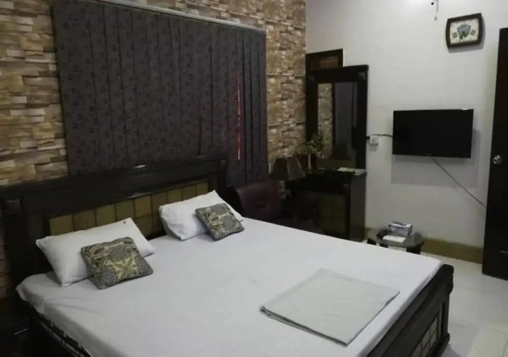 Autobahn Guest house