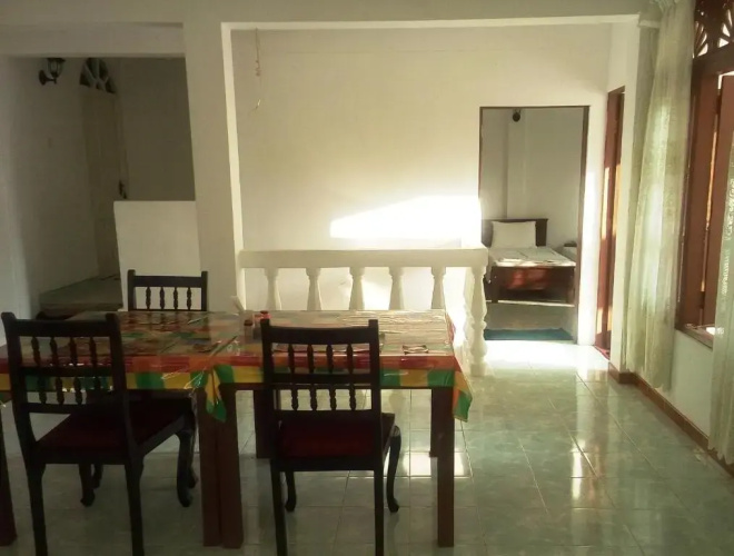 161 White Villa
