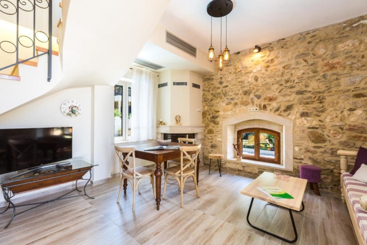 2 Bedrooms Cottage